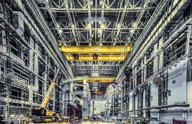 Hall d’assemblage des pièces géantes qui constitueront le réacteur de fusion