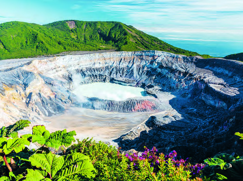 COSTA RICA - VOLCAN © Simon Dannhauer